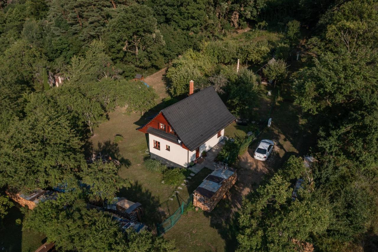 Chata nad lázeňským údolím Luhačovice Exterior foto