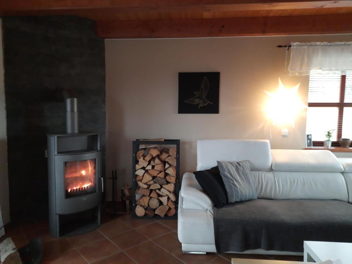 Chata nad lázeňským údolím Luhačovice Exterior foto